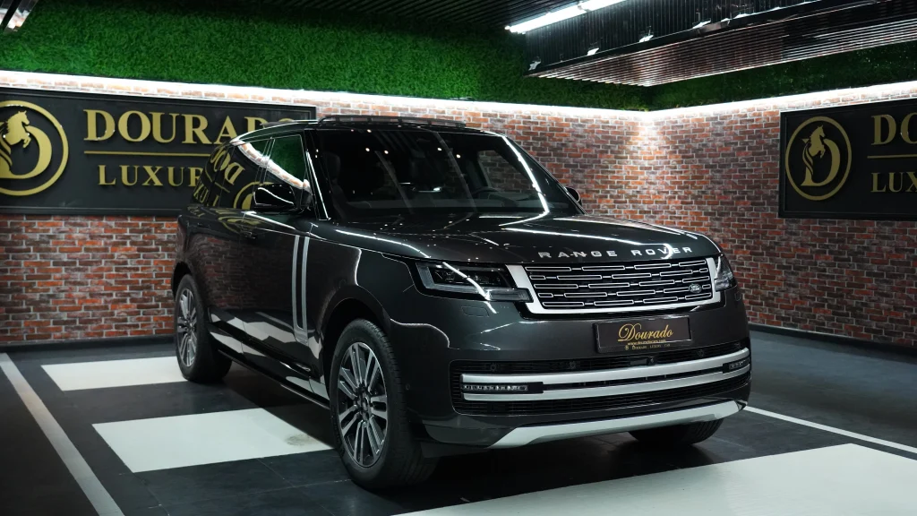 Range Rover Vogue HSE P530 : A Revolutionary Step Forward for Range Rover