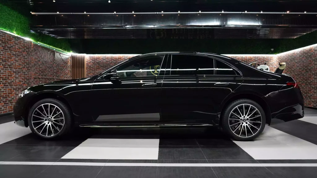 Mercedes Benz S580 AMG Super Car : Luxury Craftsmanship, Unmatched Performance