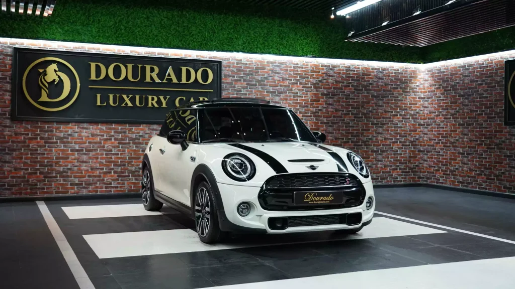 Brown Mini Cooper : Classic Appeal, Modern Features
