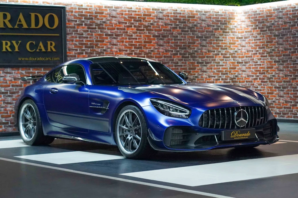 Mercedes Benz SL 63 AMG Cabriolet: Thrilling Open-Top Adventure
