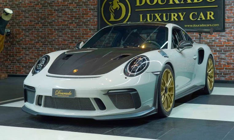Porsche 911 GT3 RS for Sale in UAE