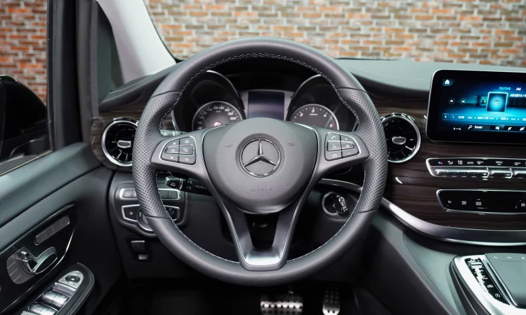 Mercedes V 250 D