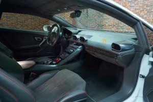 Lamborghini Huracan Car Dealership in Dubai