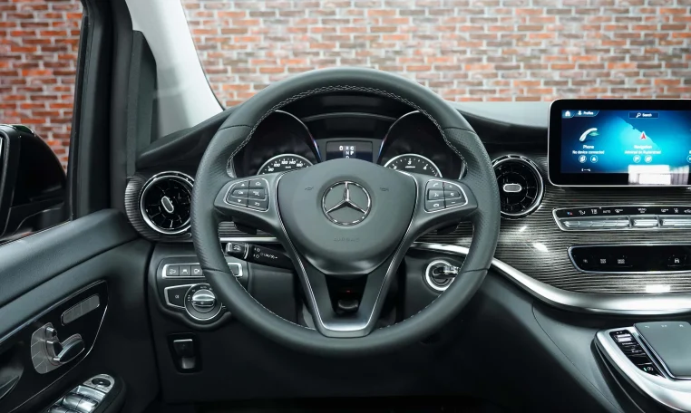 Mercedes V 300 D