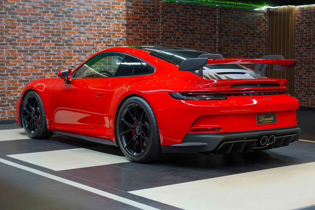 Bugatti Chiron Facts : Showrooms Offering Unparalleled Performance