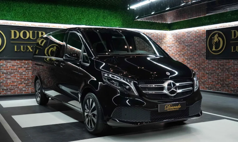 Mercedes-Benz V250 Super Car for Sale in Dubai