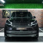 Range Rover Vogue: A Statement of Luxury and Power