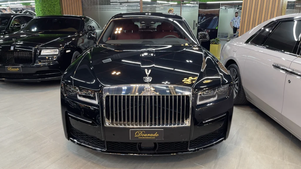 Rolls Royce Spectre : Majestic Monarchy