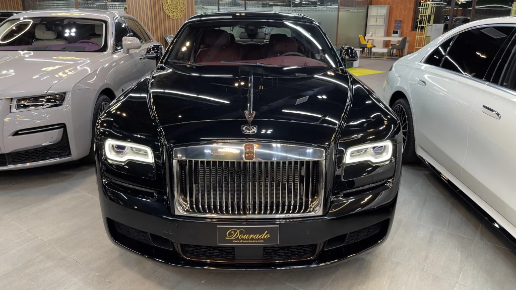Rolls Royce Spectre : Refined Royalty