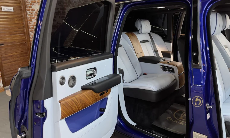 Rolls Royce Cullinan 2019 in Blue Luxury Car for Sale in Dubai
