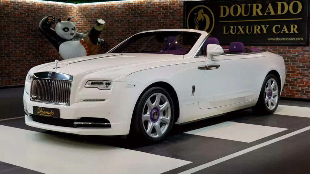 Rolls Royce Spectre : Haunting Beauty