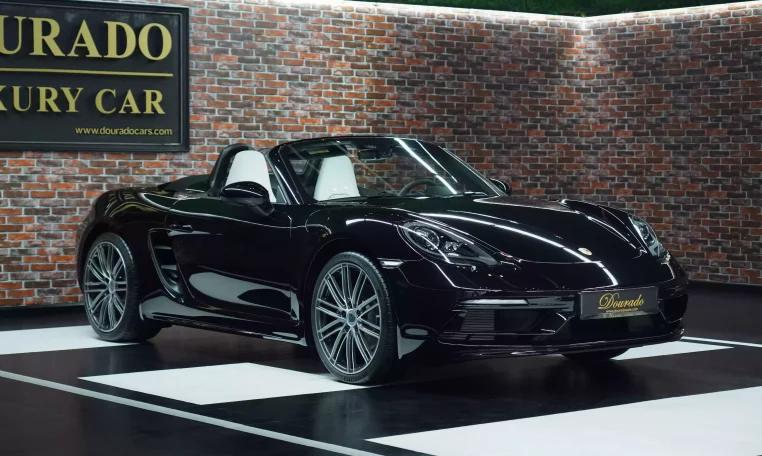 Porsche 718 Boxster Black