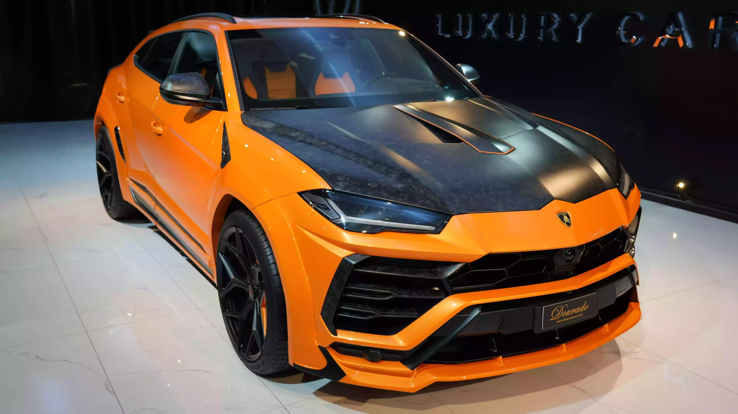 Lambo Urus Orange : Driving Dynamics - Dourado Luxury Car