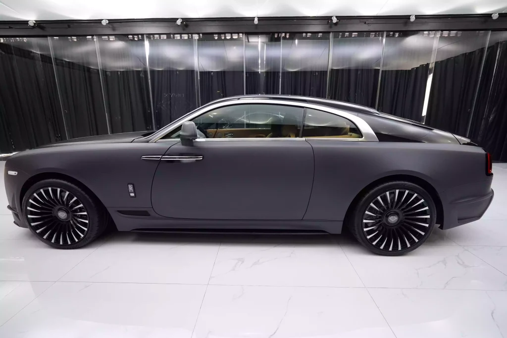 Rolls Royce Spectre : Whispering Opulence