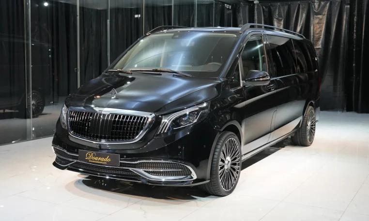 Mercedes-Benz V300D 4Matic Extra LWB Maybach Kit 2023 Obsidian