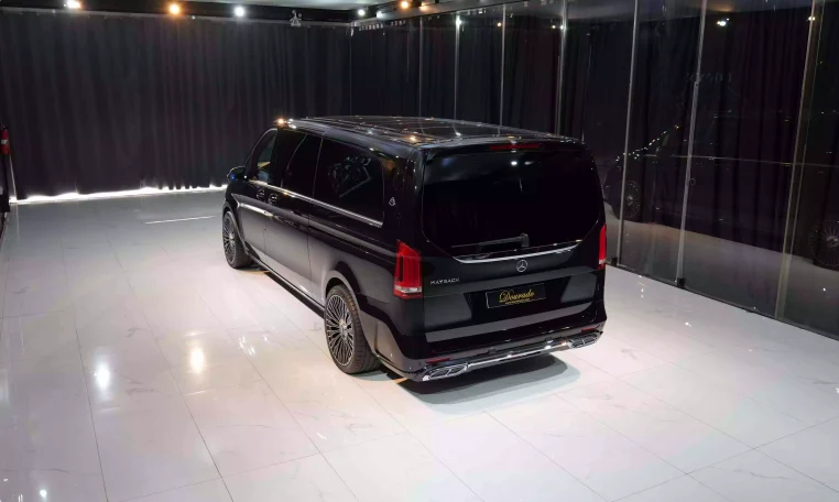 Maybach V-Class Extra LWB 2023 Obsidian Black Dealership