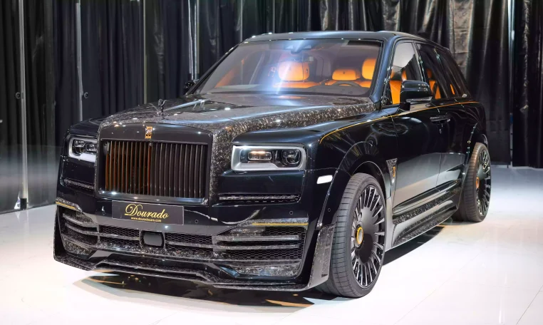 Rolls Royce Cullinan Onyx Concept in Diamond Black - Dourado Luxury Car