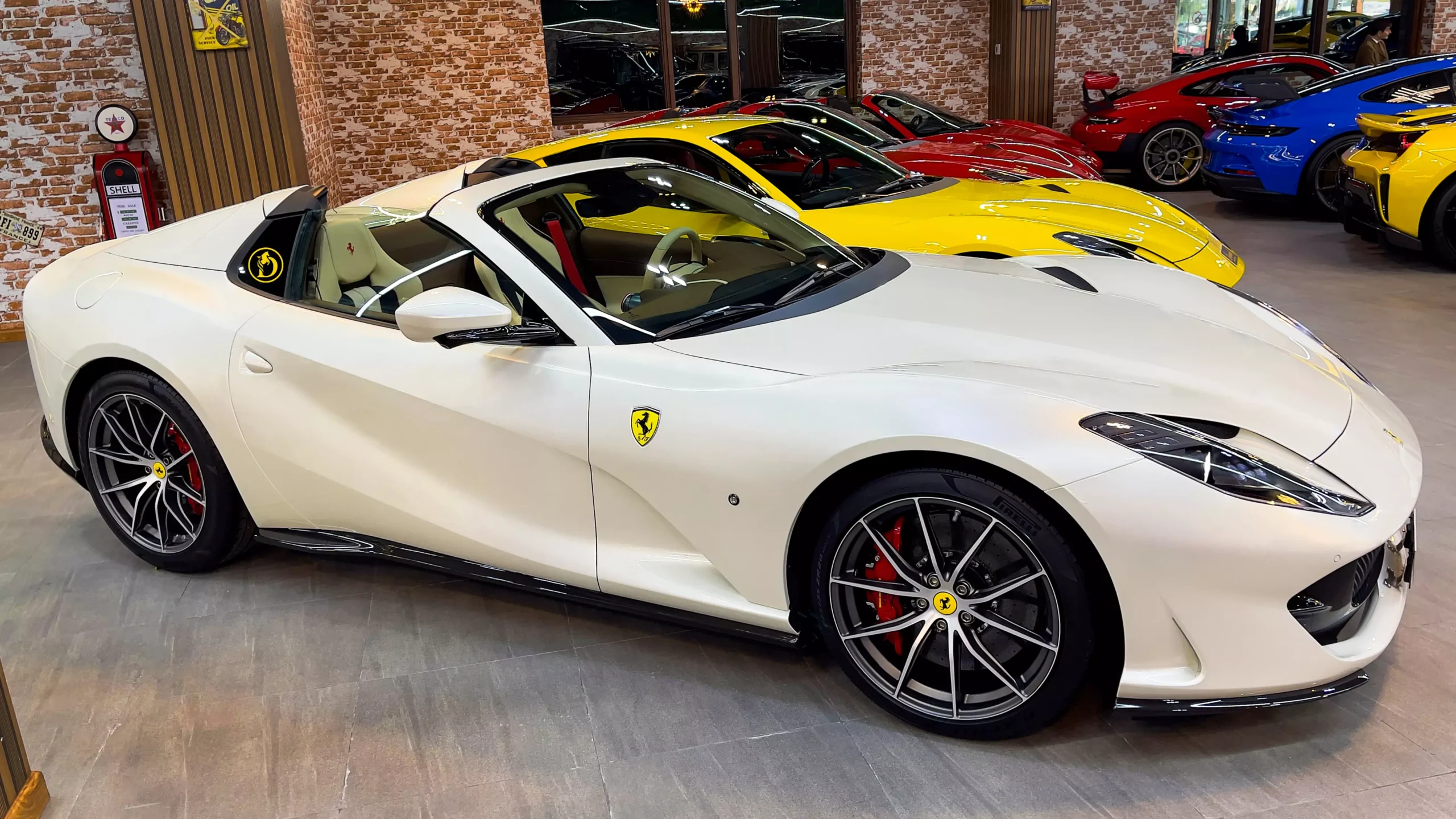 Ferrari 812 GTS for sale in dubai 01