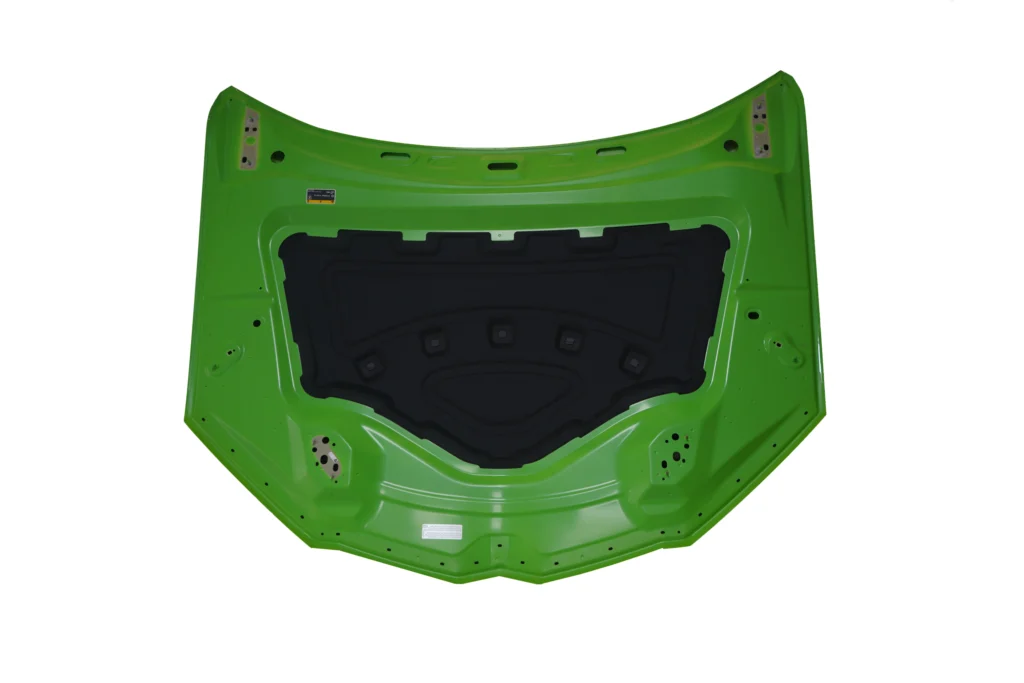 Lamborghini Urus Hood Bonnet Green (Verde Mantis) for sale in dubai-1
