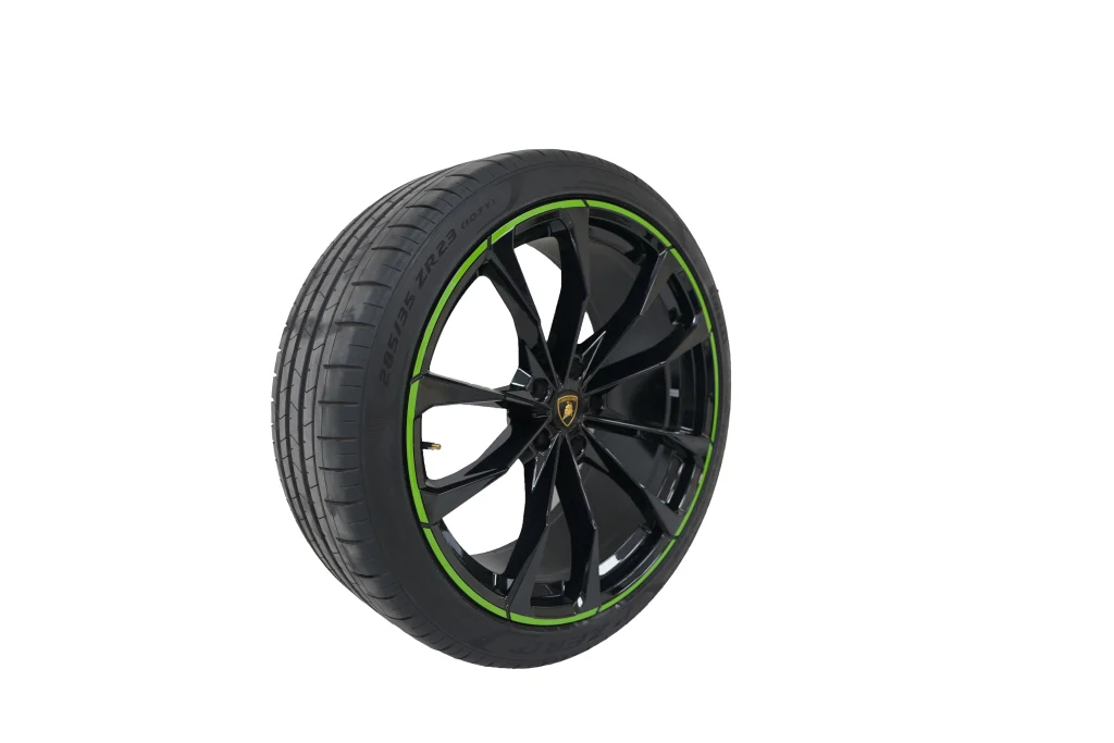 Lamborghini Urus Pirelli Tyres 23 Inch (Green Stripes) for sale in dubai-3