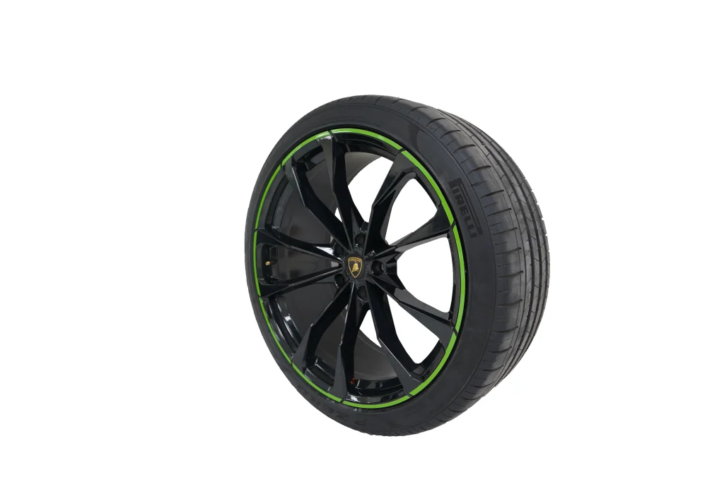 Lamborghini Urus Pirelli Tyres 23 Inch (Green Stripes) for sale in dubai-4