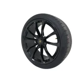 Lamborghini Urus Pirelli Tyres 23 Inch for sale in dubai-3