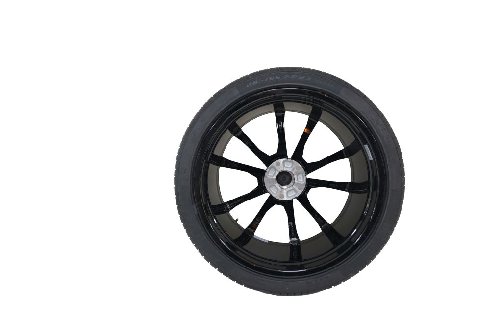 Lamborghini Urus Pirelli Tyres 23 Inch for sale in dubai-5