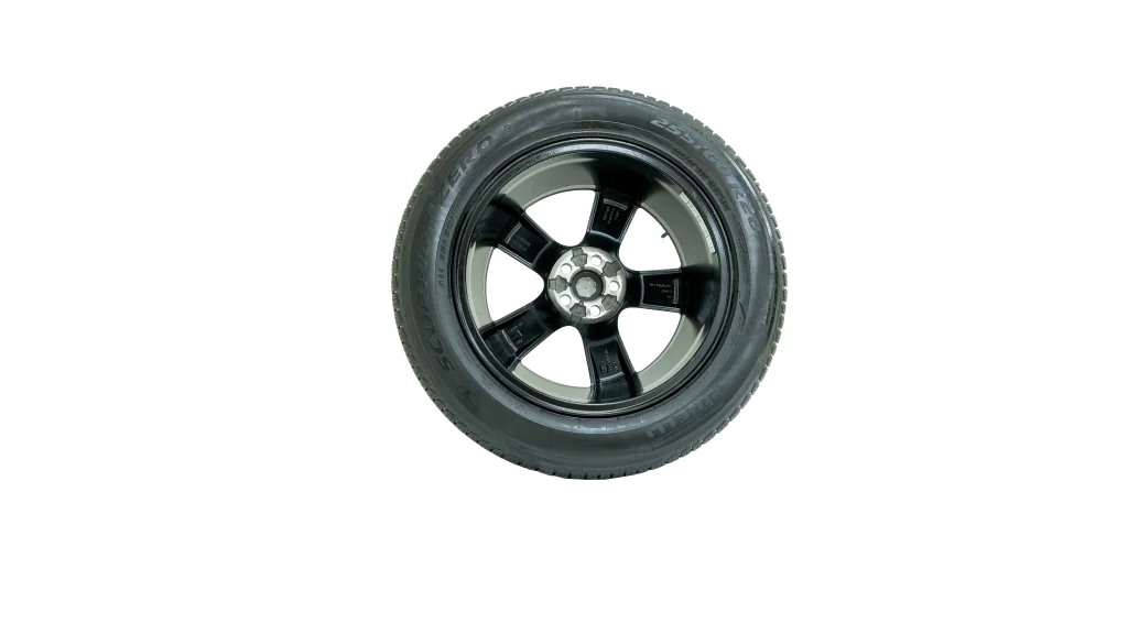 Land Rover Pirelli Tyres Defender Set Black & Blue OEM L8B2-1007-HA for sale in dubai-1