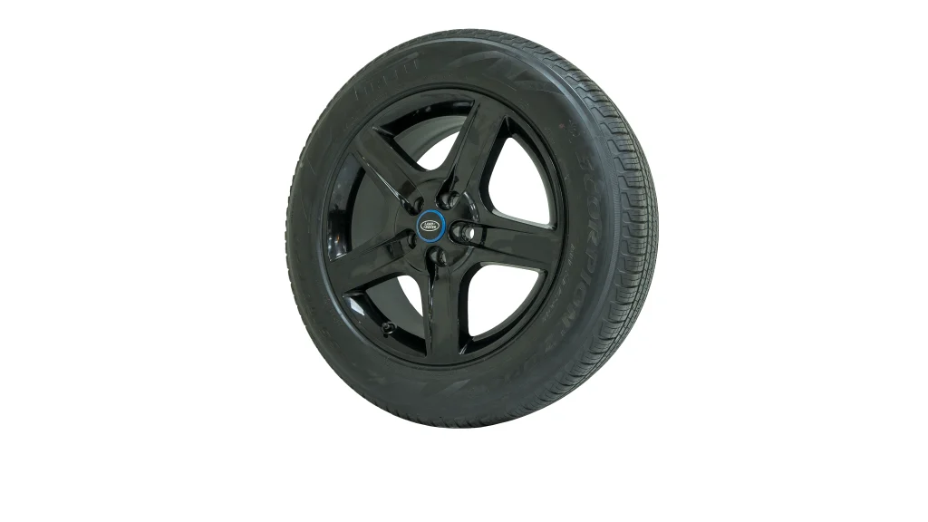 Land Rover Pirelli Tyres Defender Set Black & Blue OEM L8B2-1007-JA for sale in dubai-2