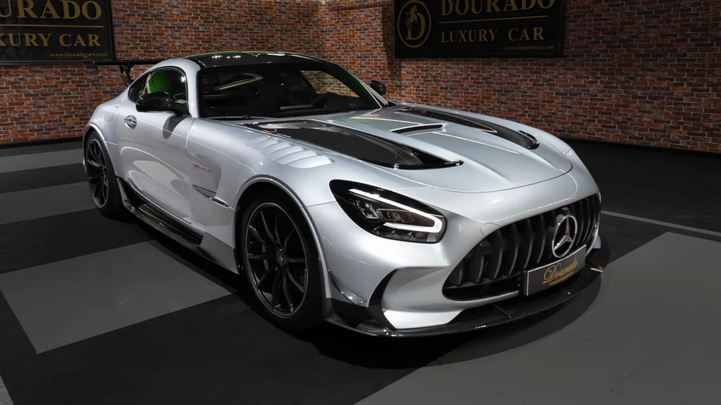 Elite Mercedes-Benz AMG Cars : Unlock the Thrill of Motorsport-Inspired Design
