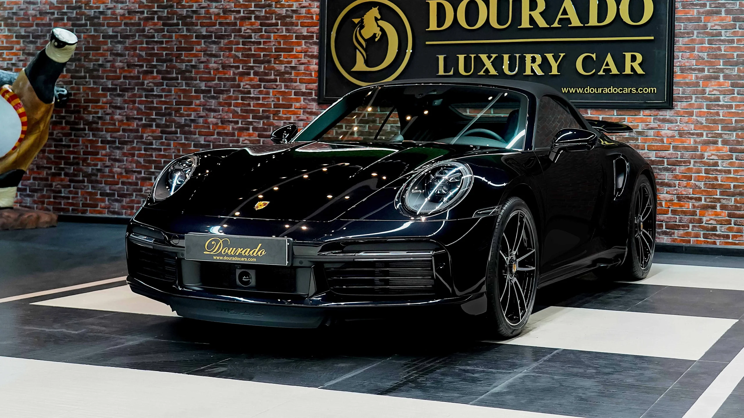 Porsche 911 Turbo S Cabriolet For Sale in Dubai 3