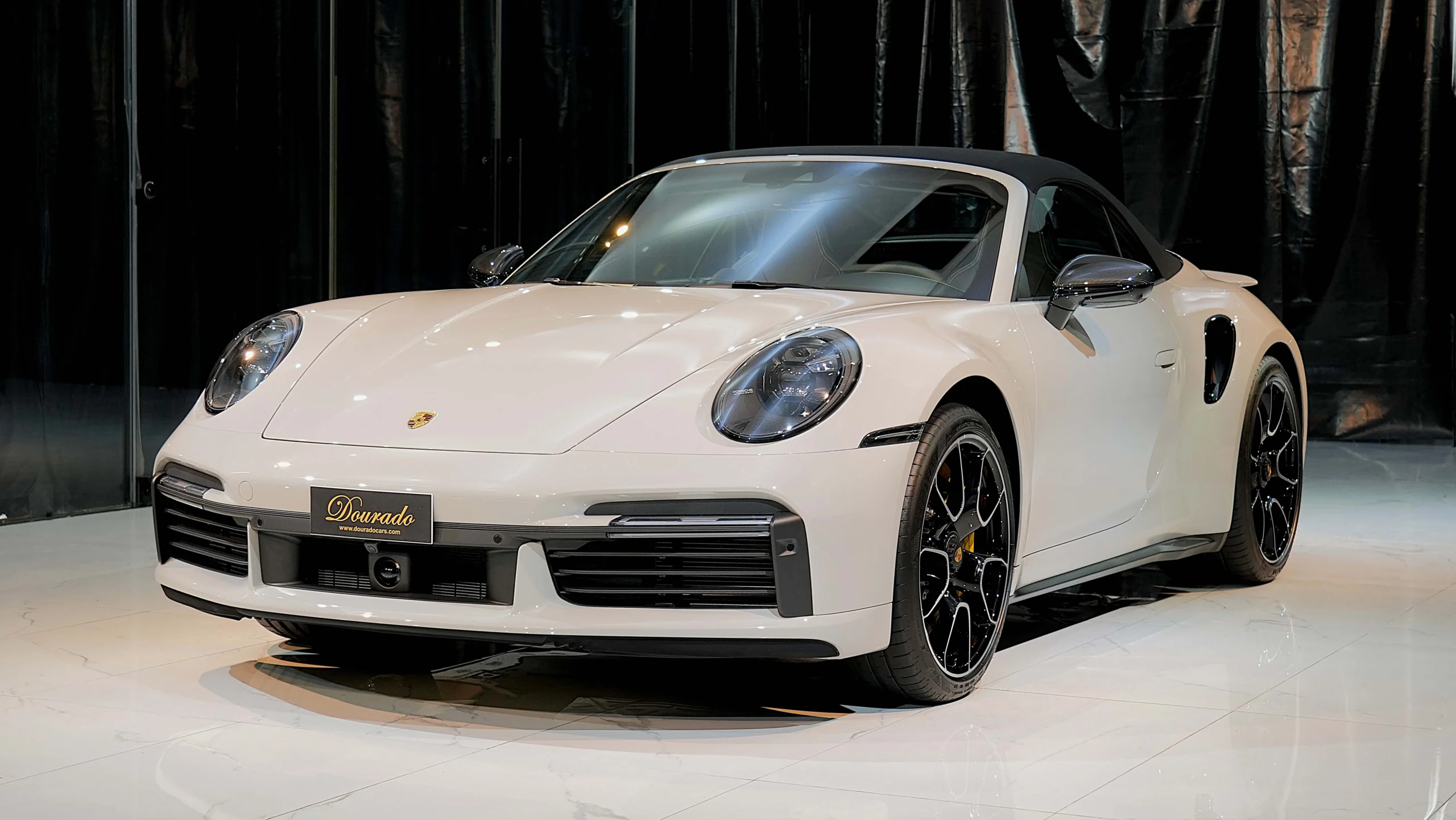 Porsche 911 Turbo S Cabriolet For Sale in Dubai 4