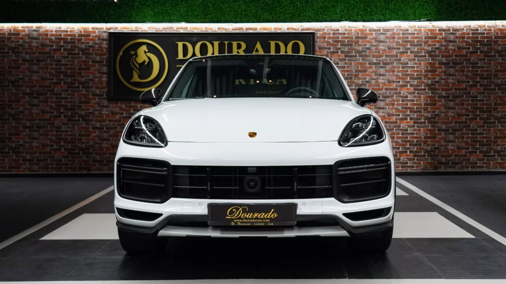 Porsche Macan : Discover an SUV With Sports Car Spirit and Sleek Elegance