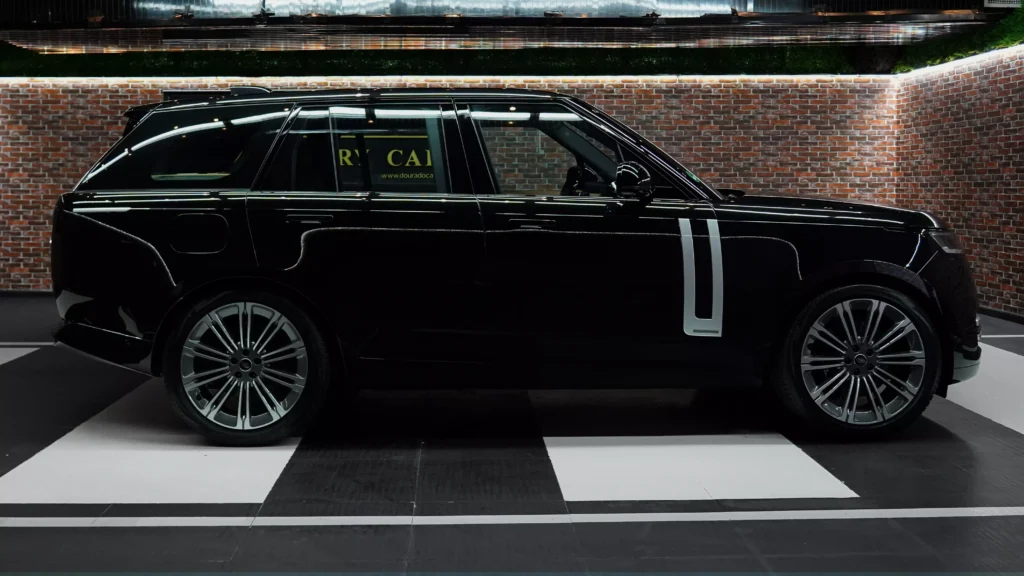 Exotic Range Rover Sport Dubai : Driving into the Future of Comfort