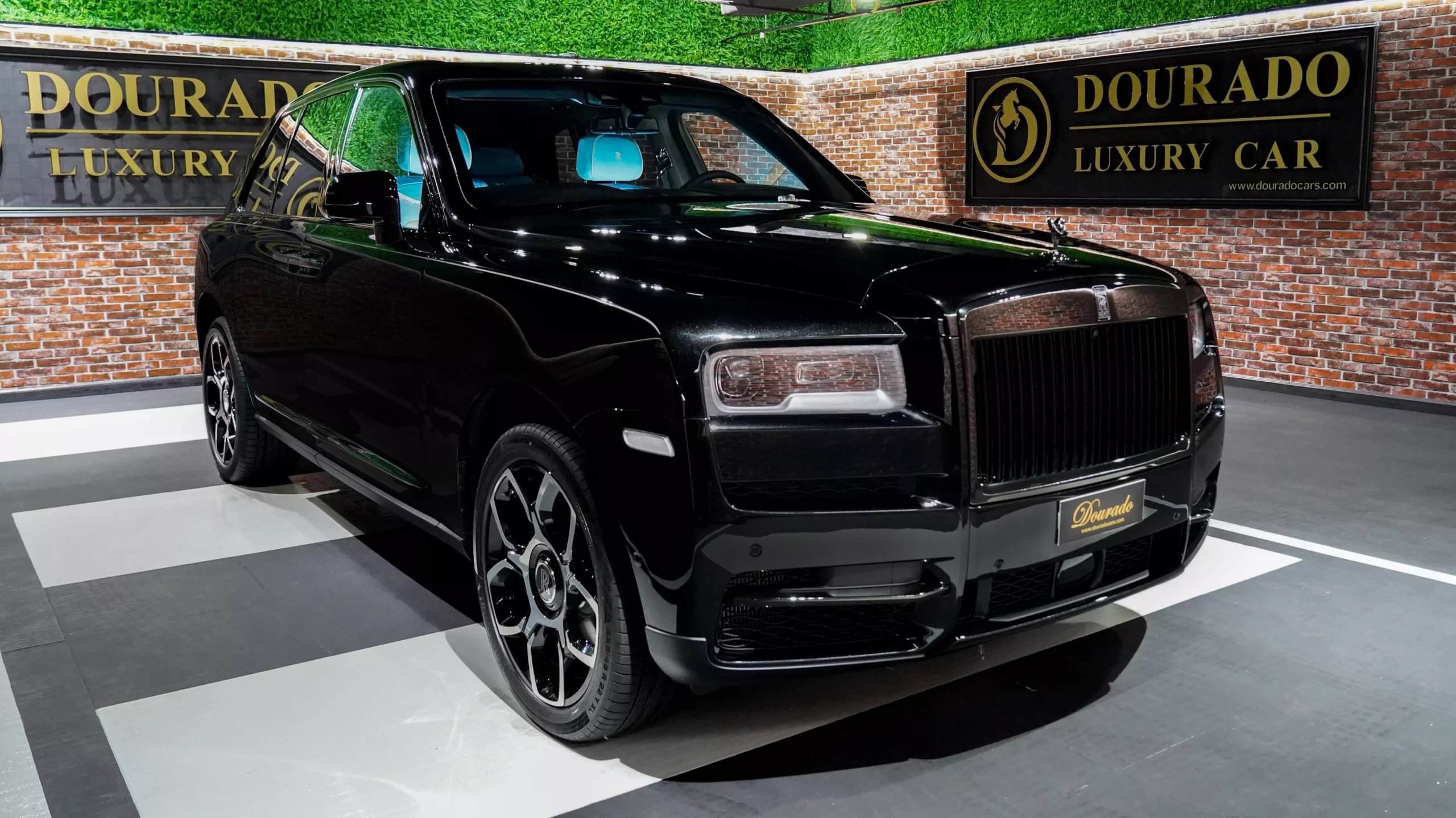 Rolls Royce Cullinan Black Badge for sale in dubai 4