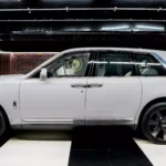 Rolls-Royce AGMC : The Art of Driving Like Royalty