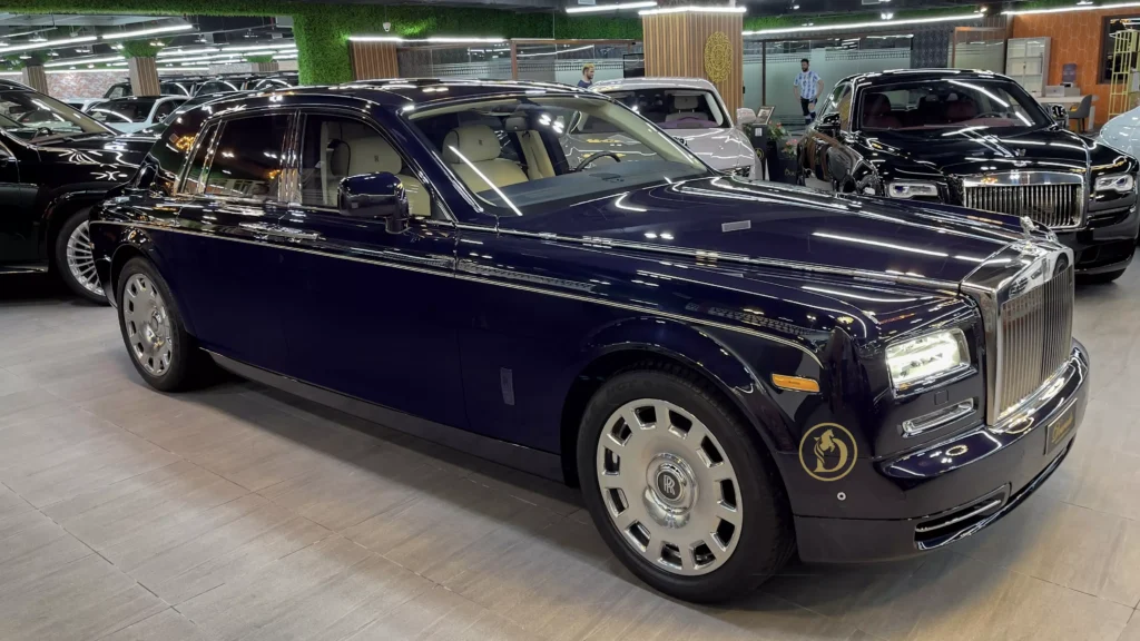 Rolls-Royce Phantom 2025 : The Apex of British Luxury