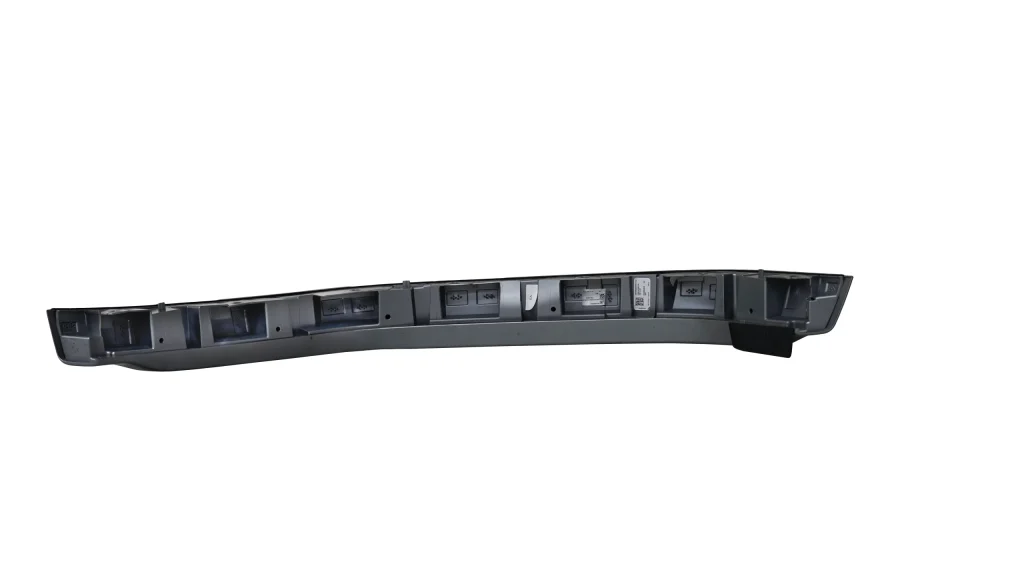 Mercedes-Benz G-63 Rear RH Wheel Thread Mudguard Widening Front Matte Silver OEM A4638805803 for sale in dubai