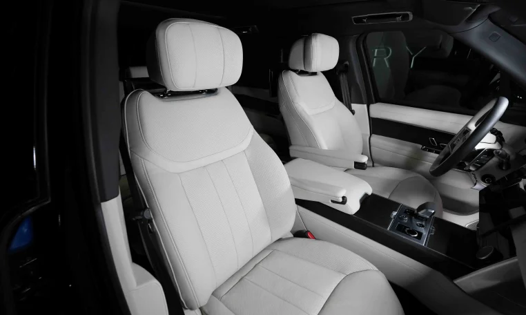 Range Rover Autobiography P530 LWB