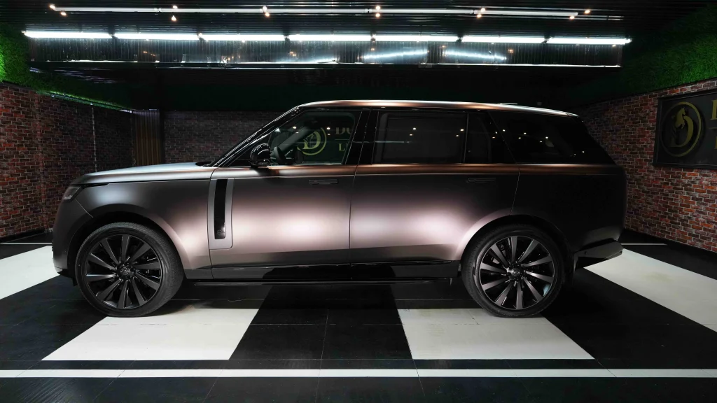 Range Rover Vogue HSE P530 : A New Era of Super SUV Excellence