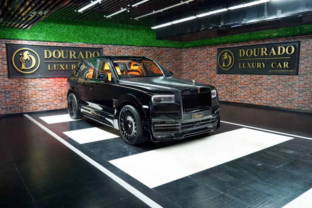 Rolls Royce Cullinan Luxury Car : The Benchmark for Luxury SUVs