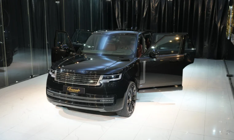 Range Rover Autobiography P530 Black and red FOR sale in Dubai
