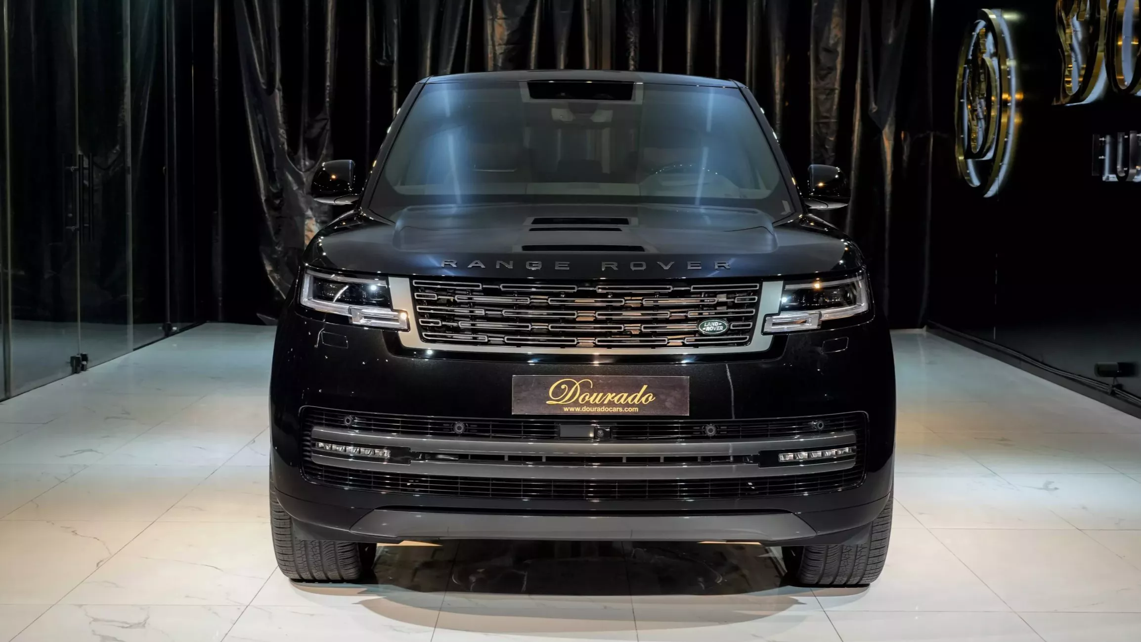 Range Rover Autobiography P530 LWB for sale in dubai 0