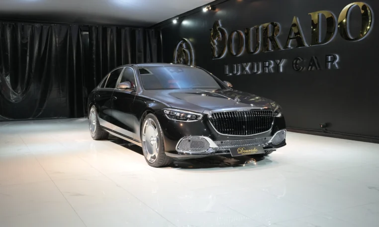 Mercedes-Benz S 580 S 580 4 Matic Long Maybach Black & Graphite Grey for sale in dubai 01