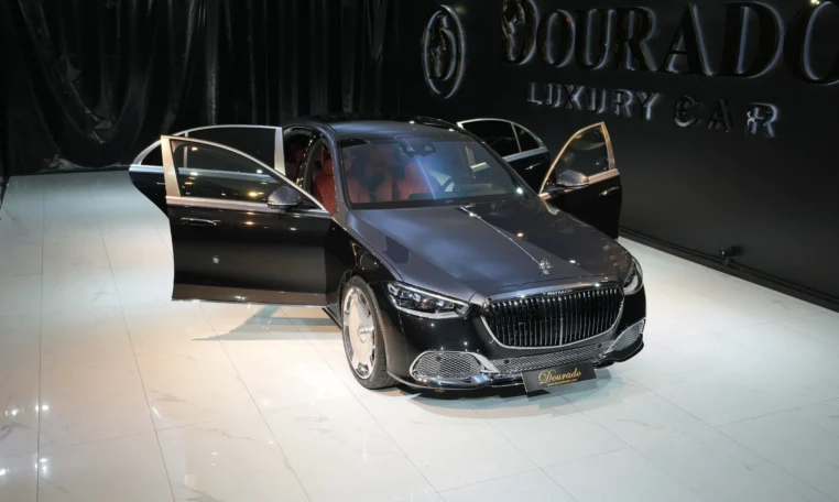 Mercedes-Benz S 580 S 580 4 Matic Long Maybach Black & Graphite Grey for sale in dubai 10