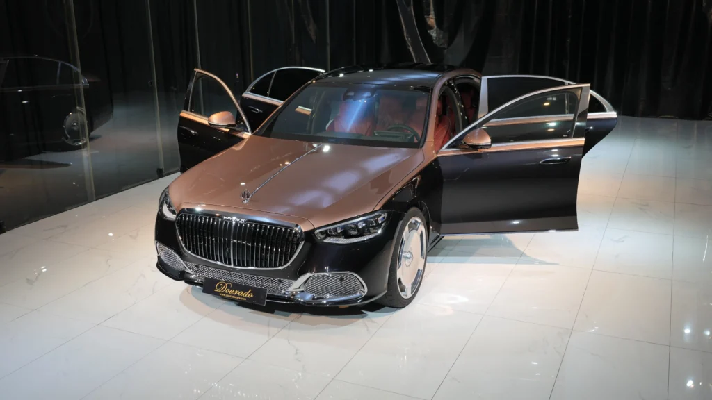 Mercedes Showroom Dubai : A Premier Destination for Luxury Cars