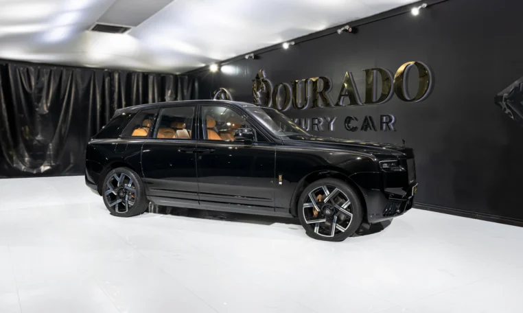 Rolls Royce Cullinan Black Badge Kit for sale in Dubai