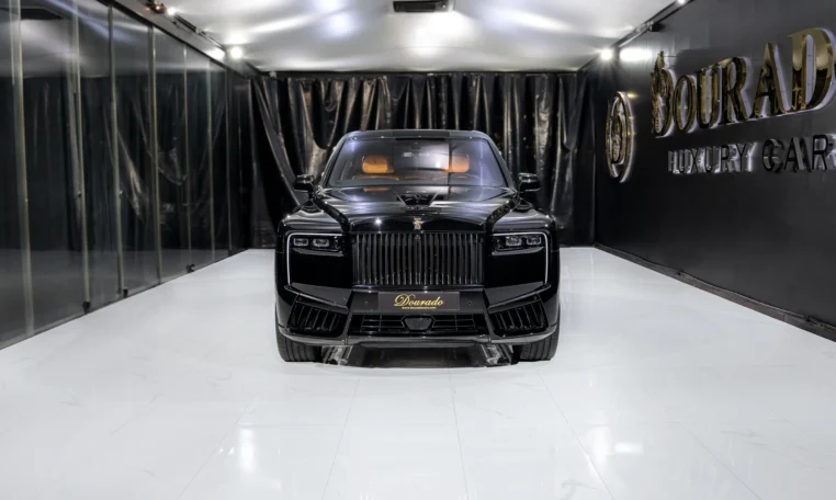Rolls Royce Cullinan Black Badge Kit for sale in Dubai