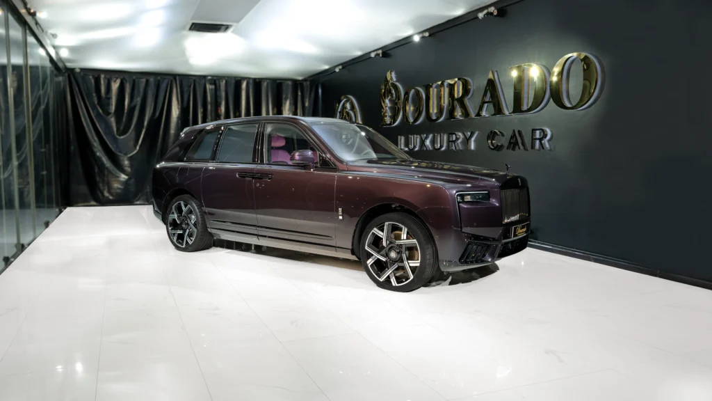 Rolls Royce Cullinan Specs : The Art of Craftsmanship in Motion