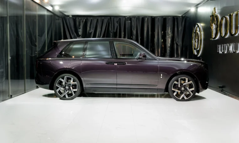 Rolls Royce Cullinan Black Badge Kit for sale in Dubai